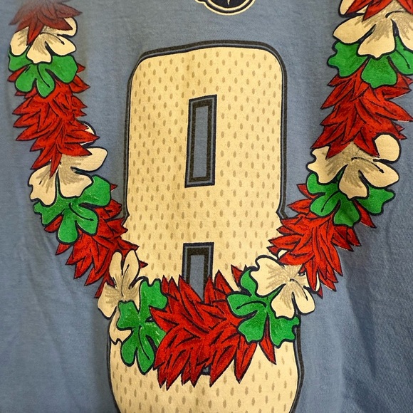 Majestic Light Blue Titans Tee with Number 8 Mariota women’s Sz M - Picture 5 of 10